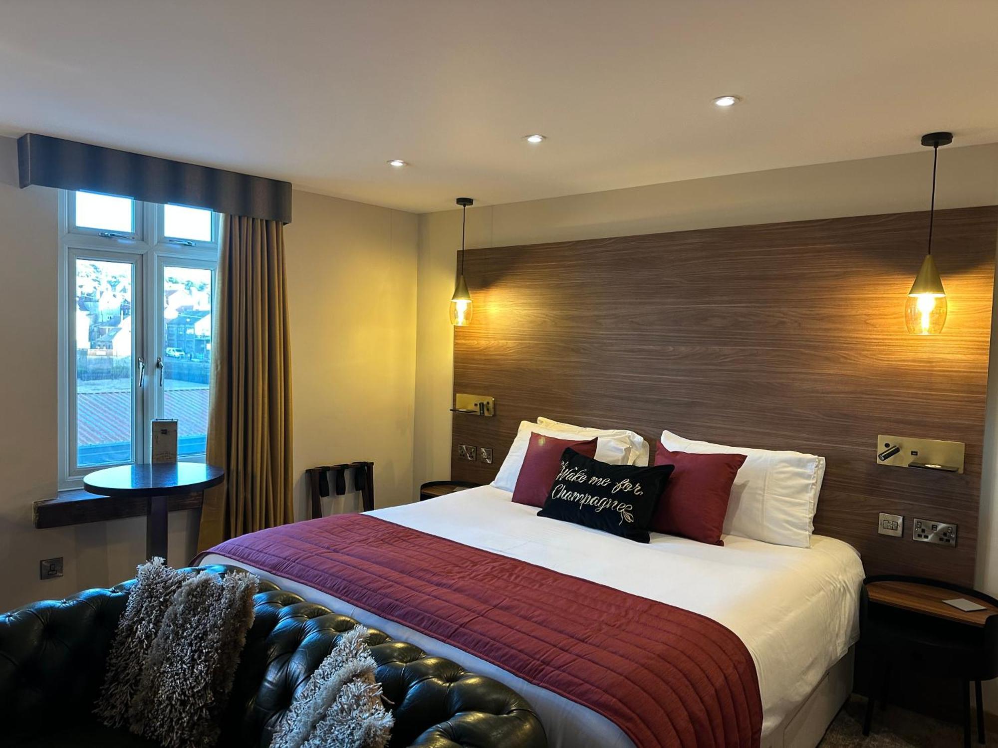 Harrys Lounge Bed & Breakfast 4*